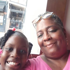 Meet your Posher, Henrietta